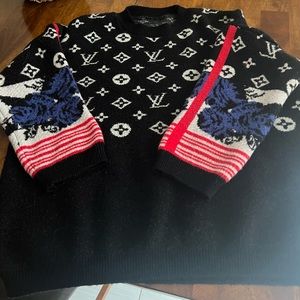 Louis Vuitton logo sweater